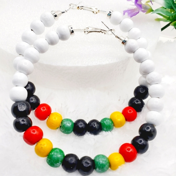 Rasta hoop earrings, African earrings with wooden beads, large hoop earrings 2.8 - Picture 3 of 8